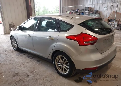 2016 Ford Focus Se z USA, uszkodzony, nr VIN 1FADP3K24GL256492